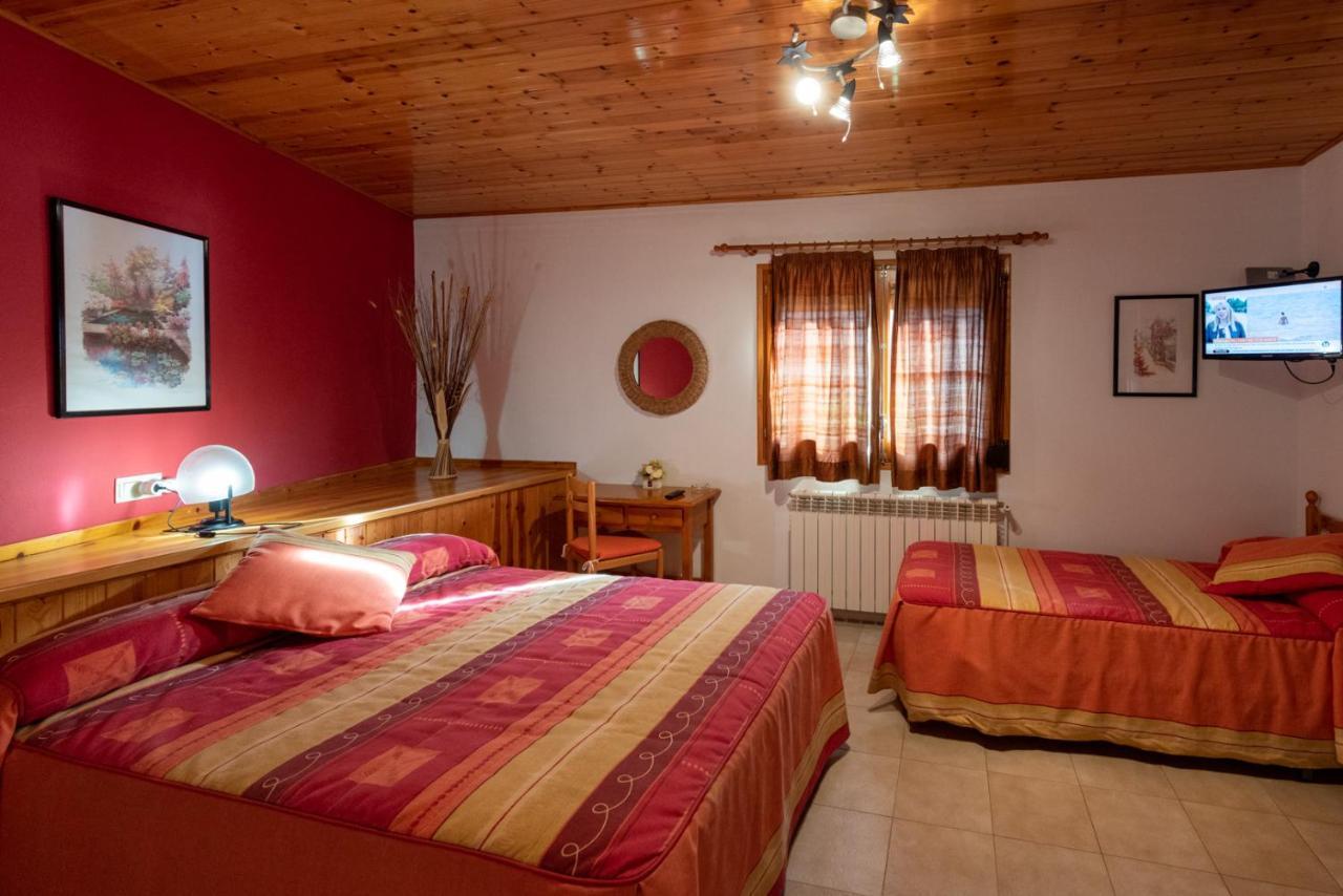 Areu Casa Rural Besoli מראה חיצוני תמונה